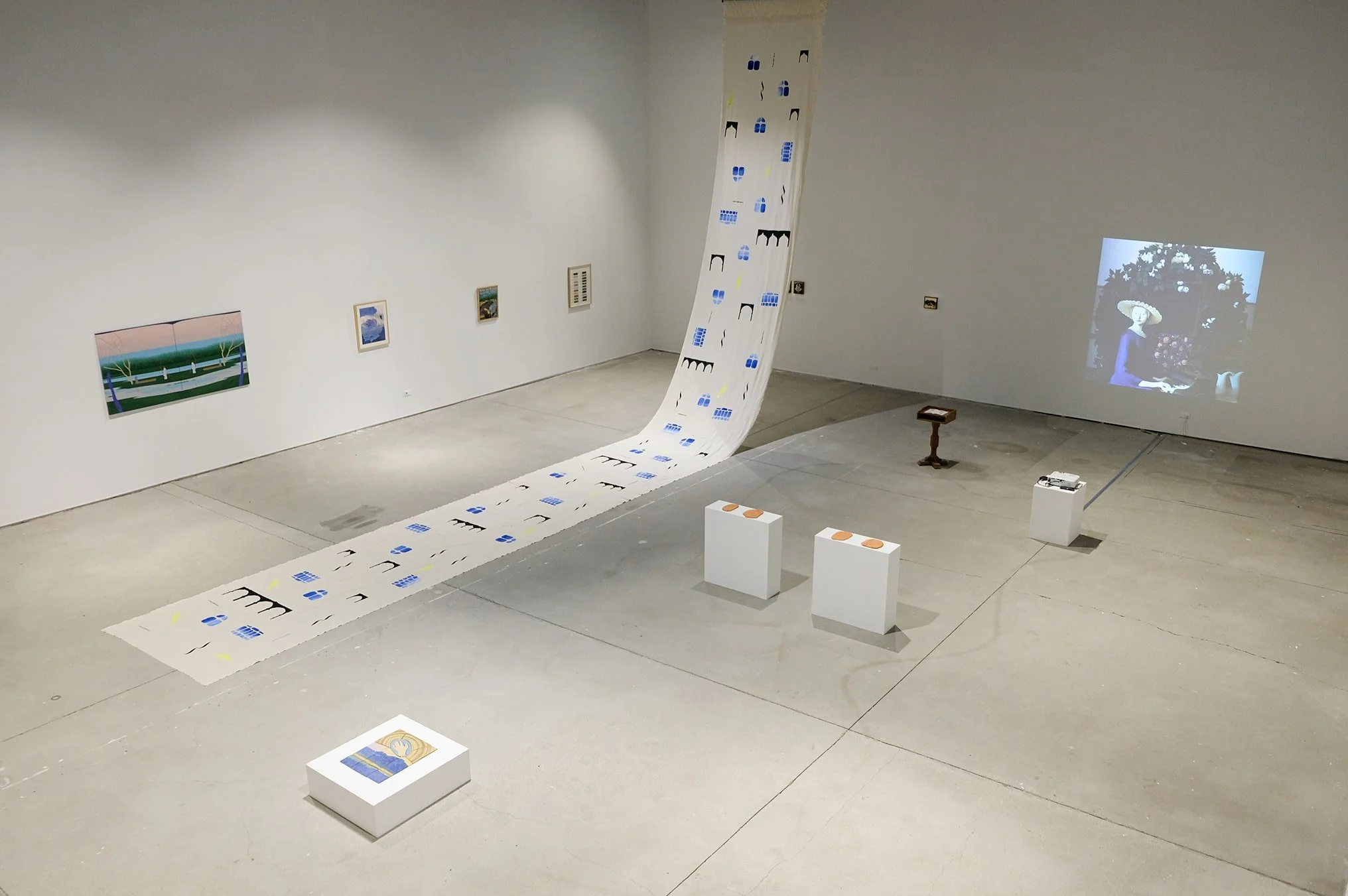 Installation viewsmin.jpg