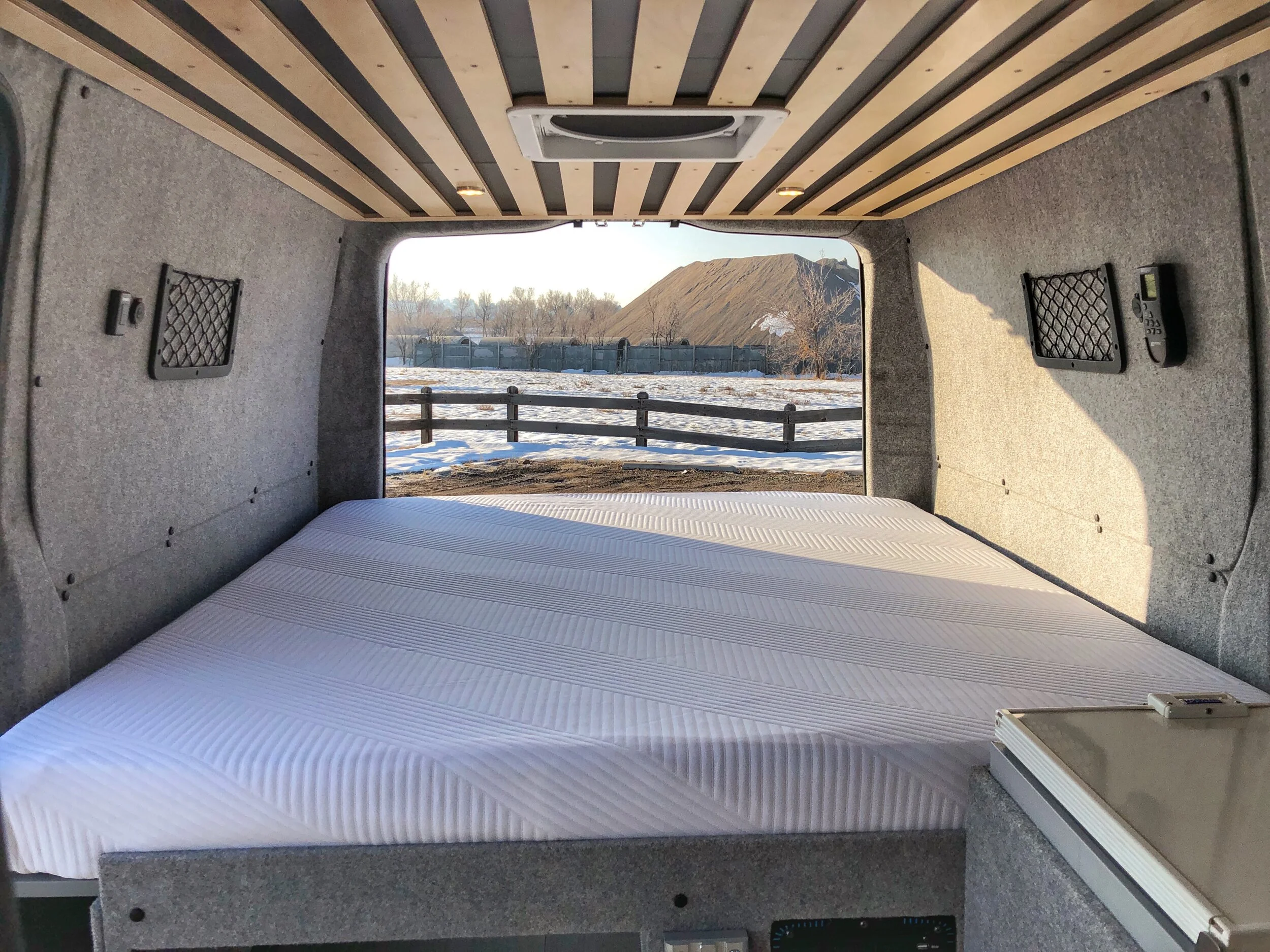 Mercedes Metris Full Bed Conversion Contravans