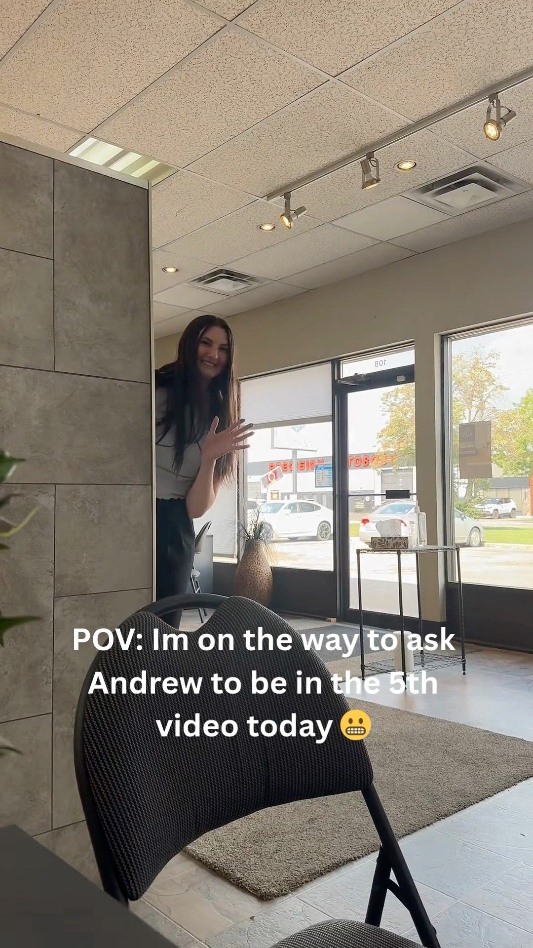 Just a girl chasing content… and Andrew’s patience π«
#ContentCreatorProblems #WeFitYourSpace #SocialMediaLife #BehindTheScenes #Relatable