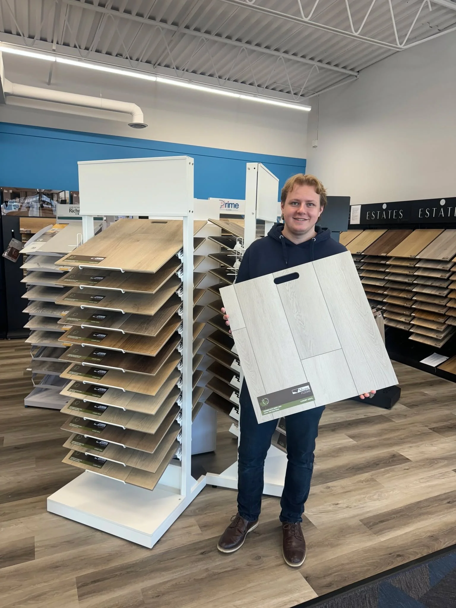 New luxury vinyl just arrived! 

Built to be durable, water-resistant, and made to handle it all. 
Come see it for yourself 

 #WeFitYourSpace #luxuryvinyl