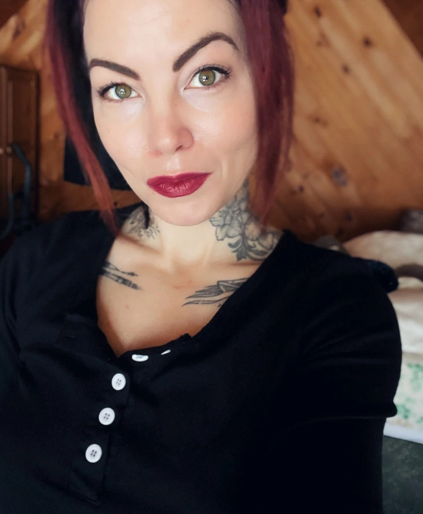 I hear my face is occasionally needed on my main feed to keep you guys engaging with me. Here it is- I&rsquo;m off on my annual winter getaway at a cabin in the woods. Where we eat well, snow shoe into the wilderness (no trails, just where ever we wa