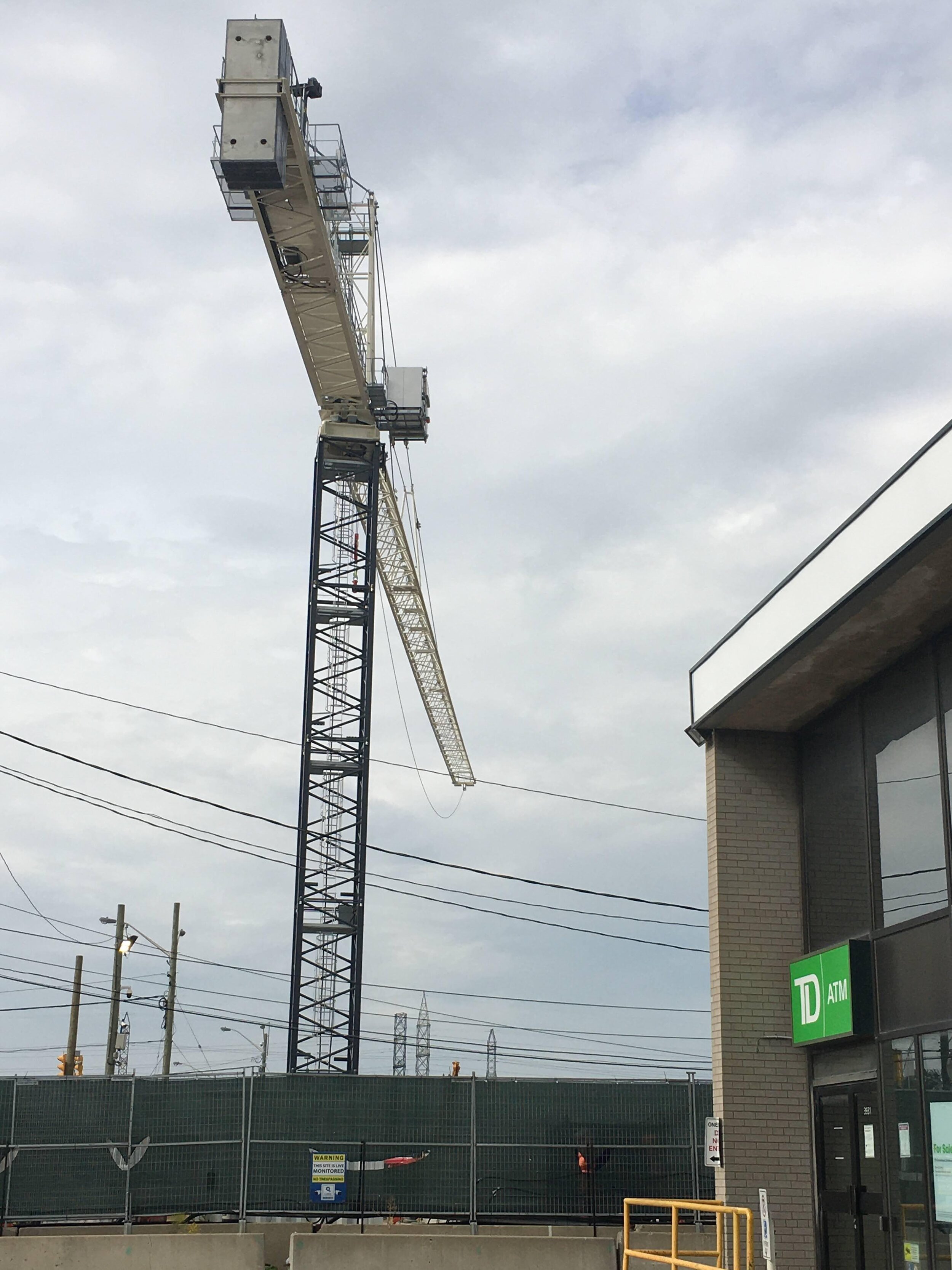 Crane's arm stretches  over the the whole Keele - Finch Intersection