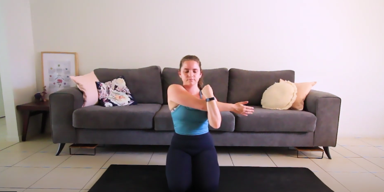 QUICK YOGA FLOW FOR SHOULDER RELEASE