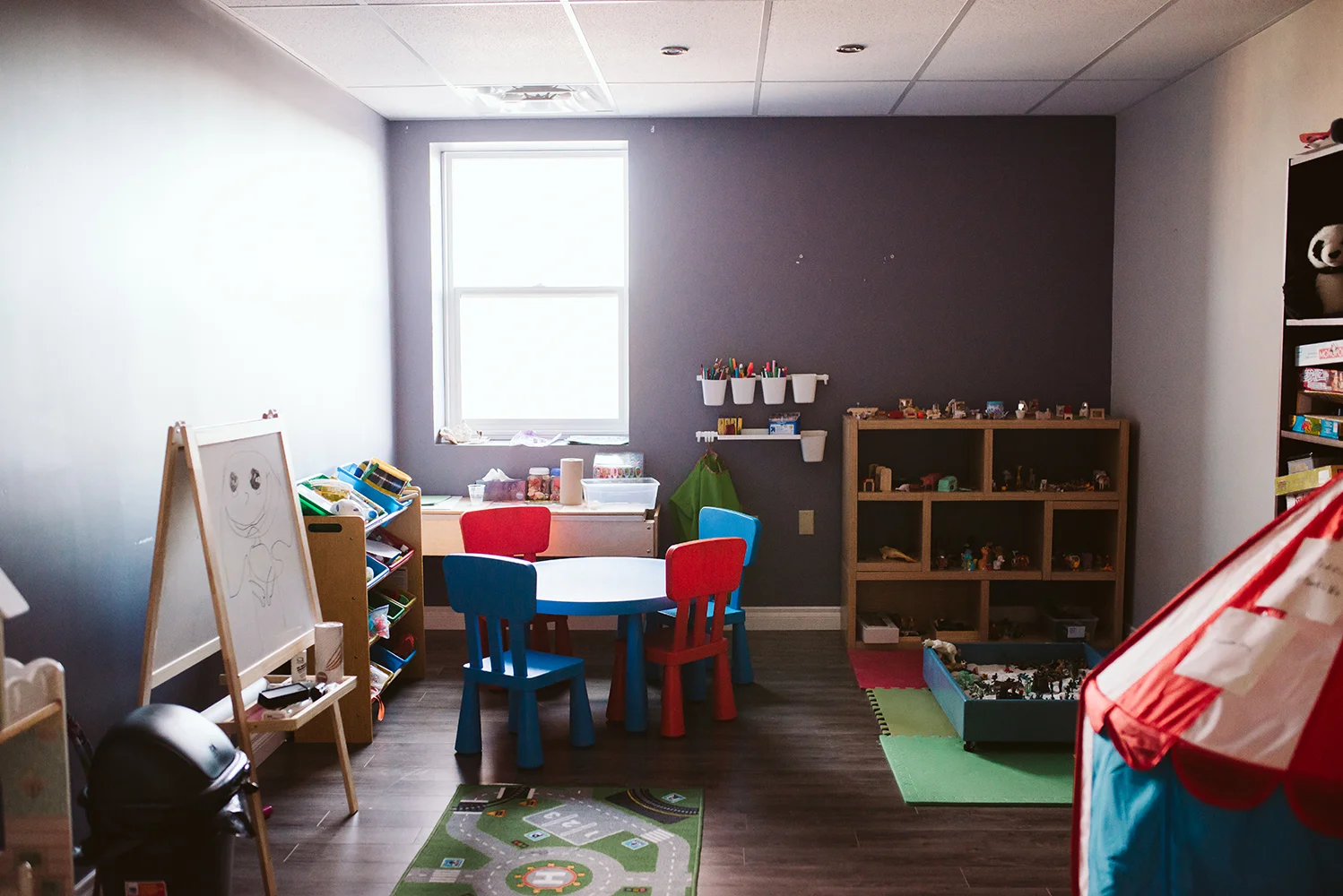 Kidstable.jpg