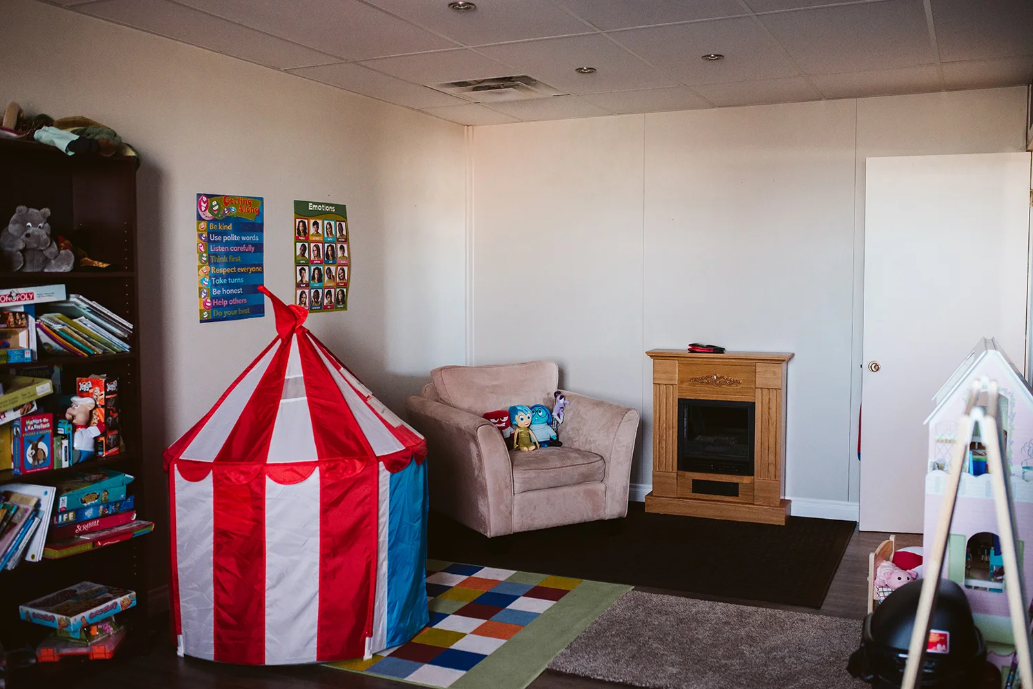 Tent3.jpg
