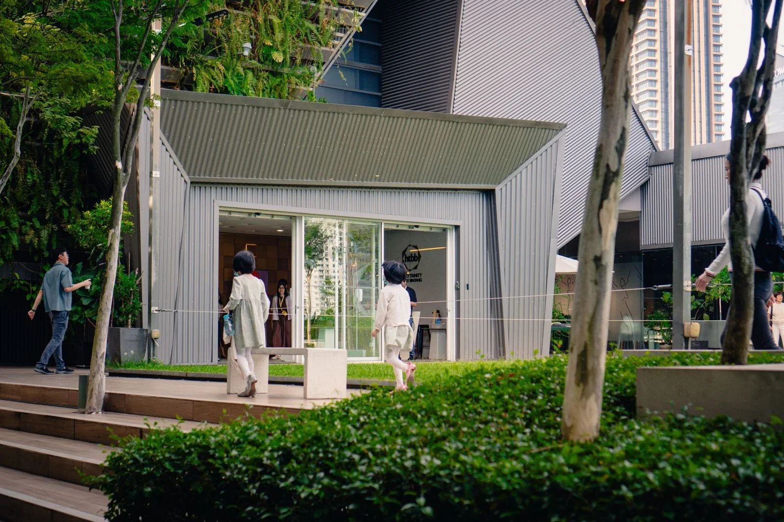 WhatsApp Image 2025-06-16 at 12.11.03_e50ee08e.jpg