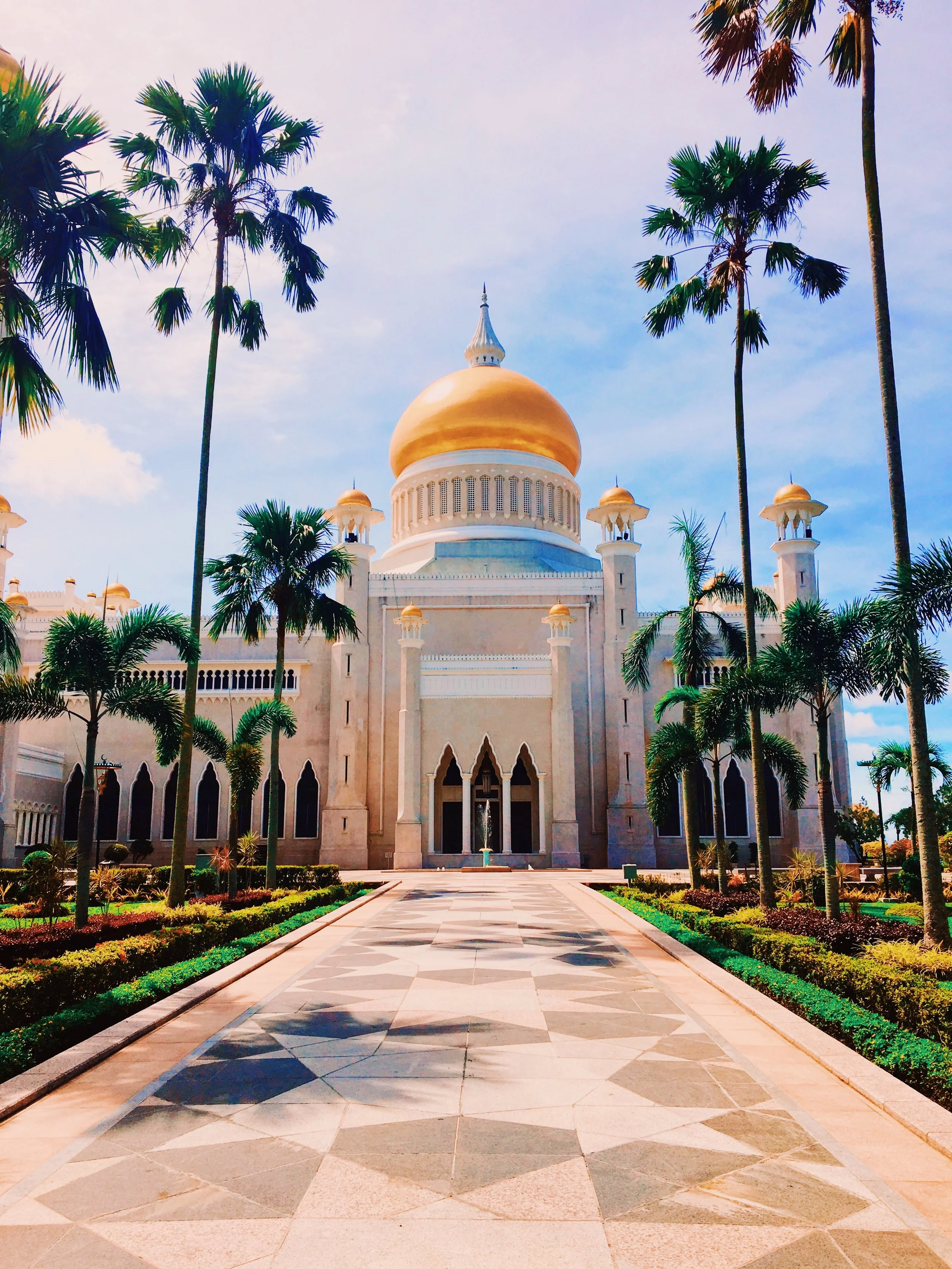 A WEEKEND IN BRUNEI