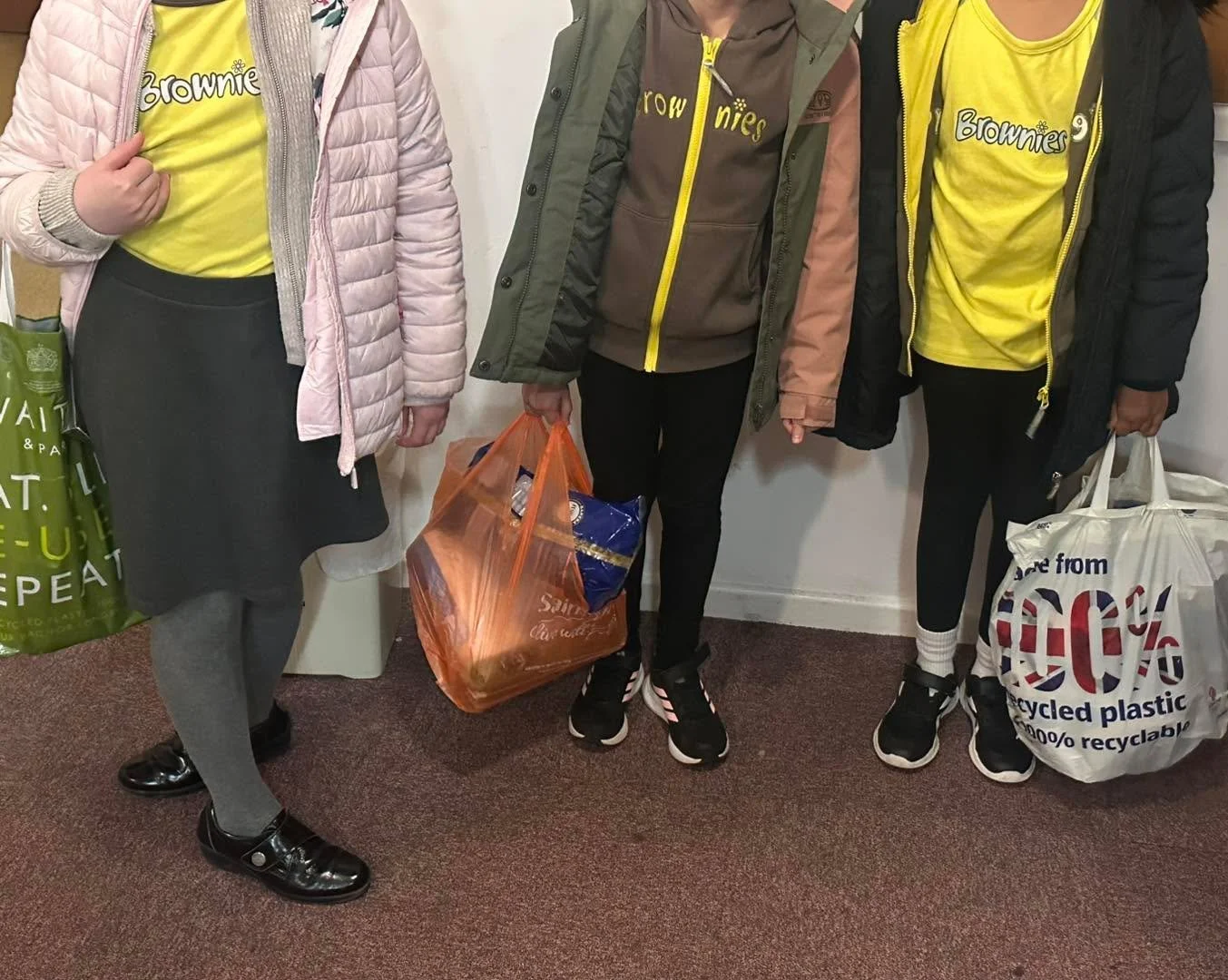 A very big thank you to the Brownies of St Nicholas Church, Warwick for their donation of food for our food parcel supplies 💛  The girls had done a budgeting exercise and gone to Lidl to purchase the items for us 👏 

We had a great time visiting th