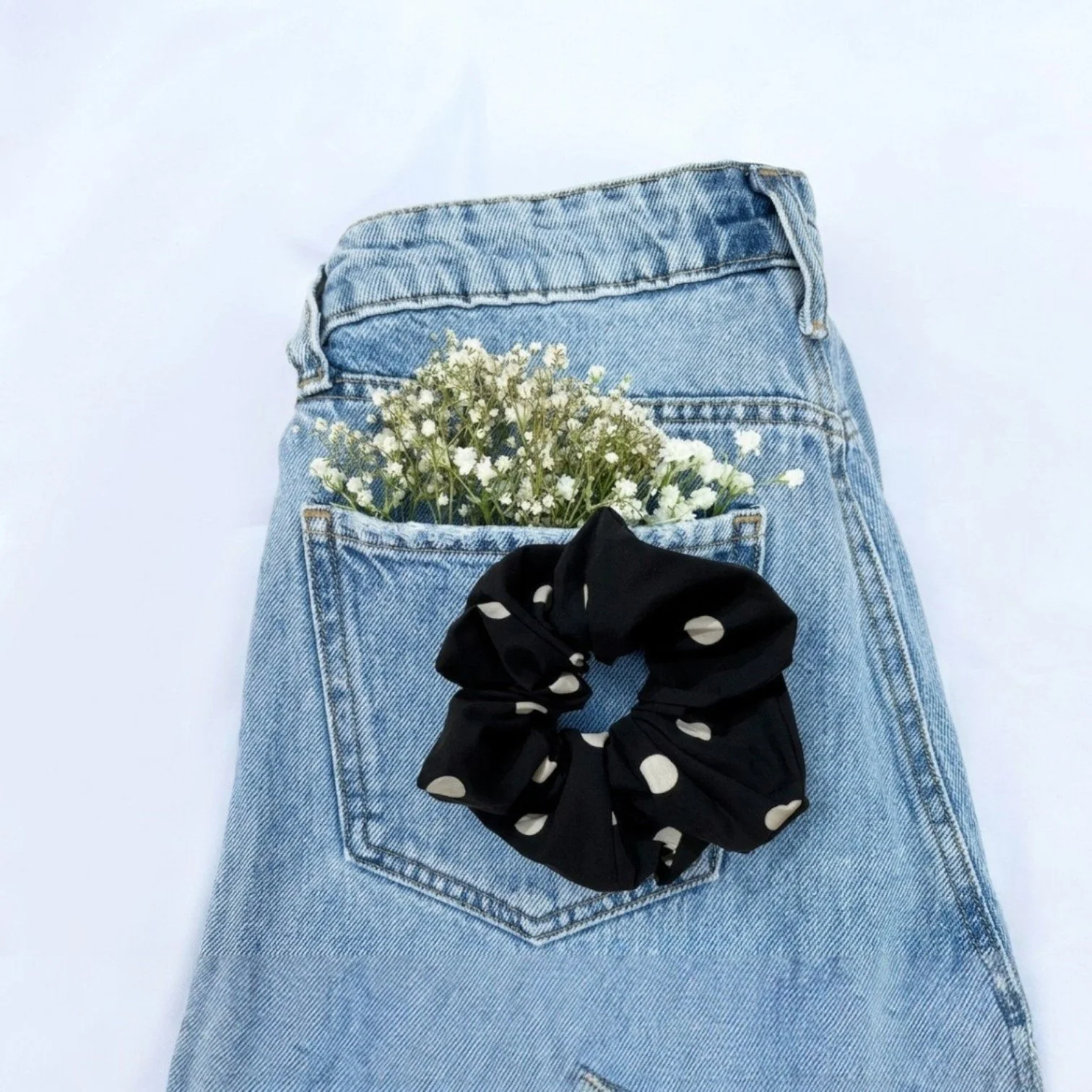 Scrunchie Dot Charm.jpg