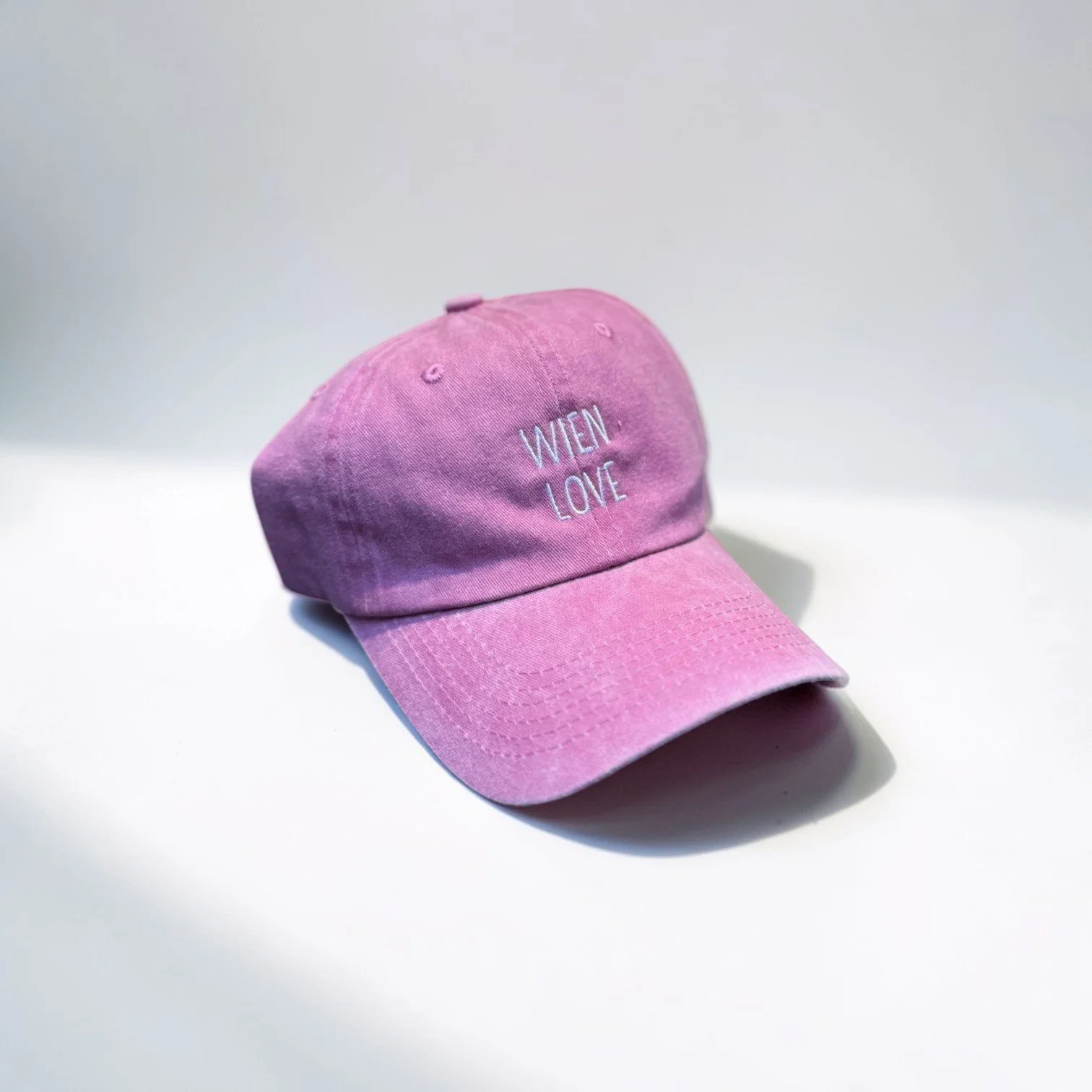 Cap Wien Love