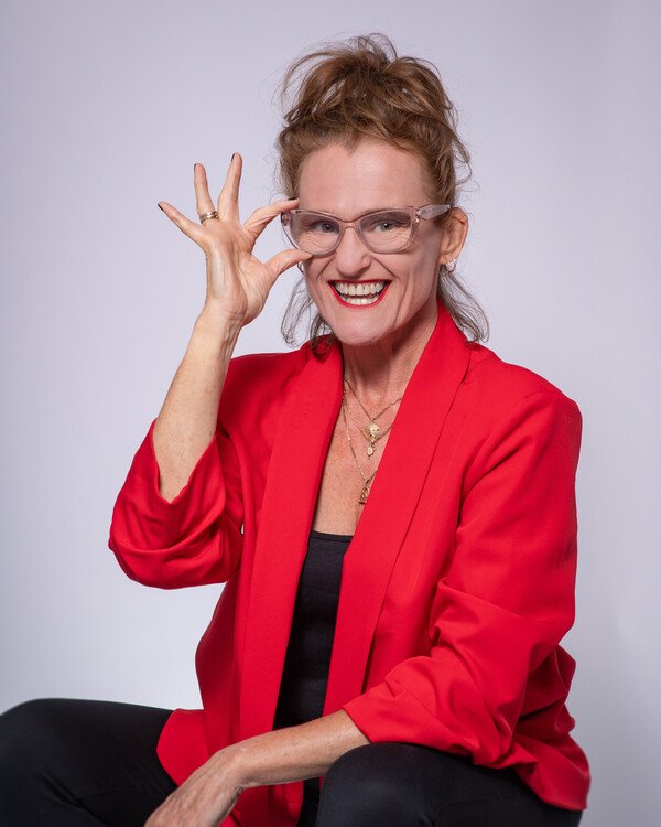 Personal branding portrait of Jackie Dack, public speaking and interview coach