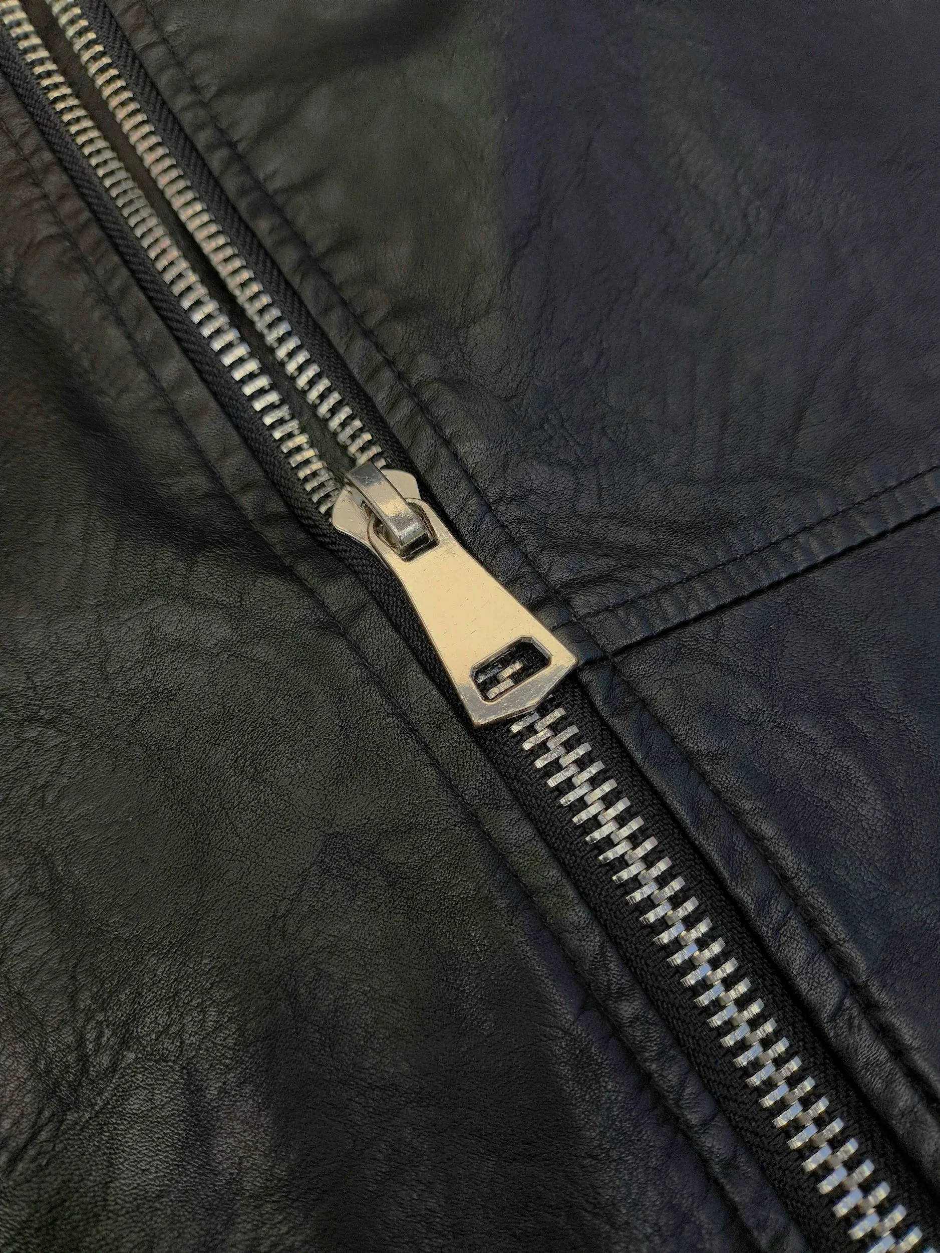 Why shutting your mouth will make you more credible