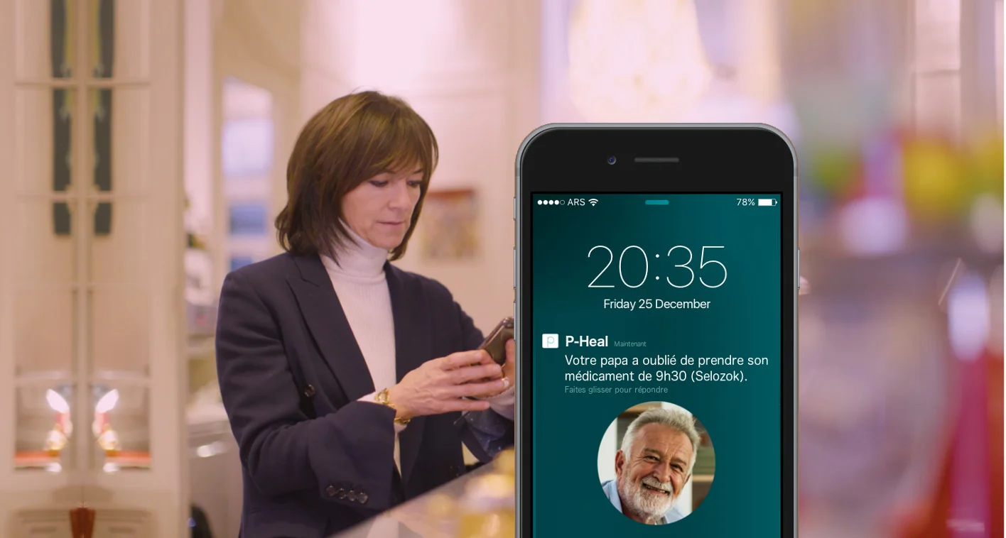 woman_looking_phone.jpg