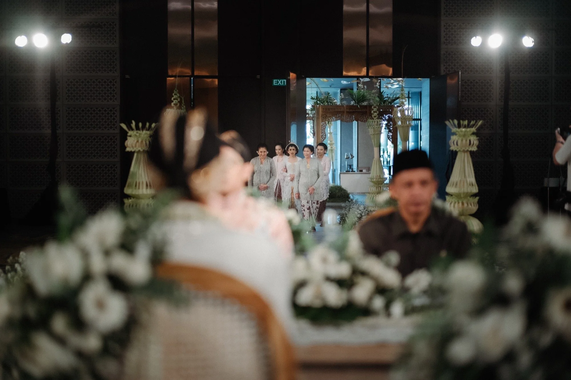 Andra & Astri - Semarang Wedding by Evans - 33.jpg