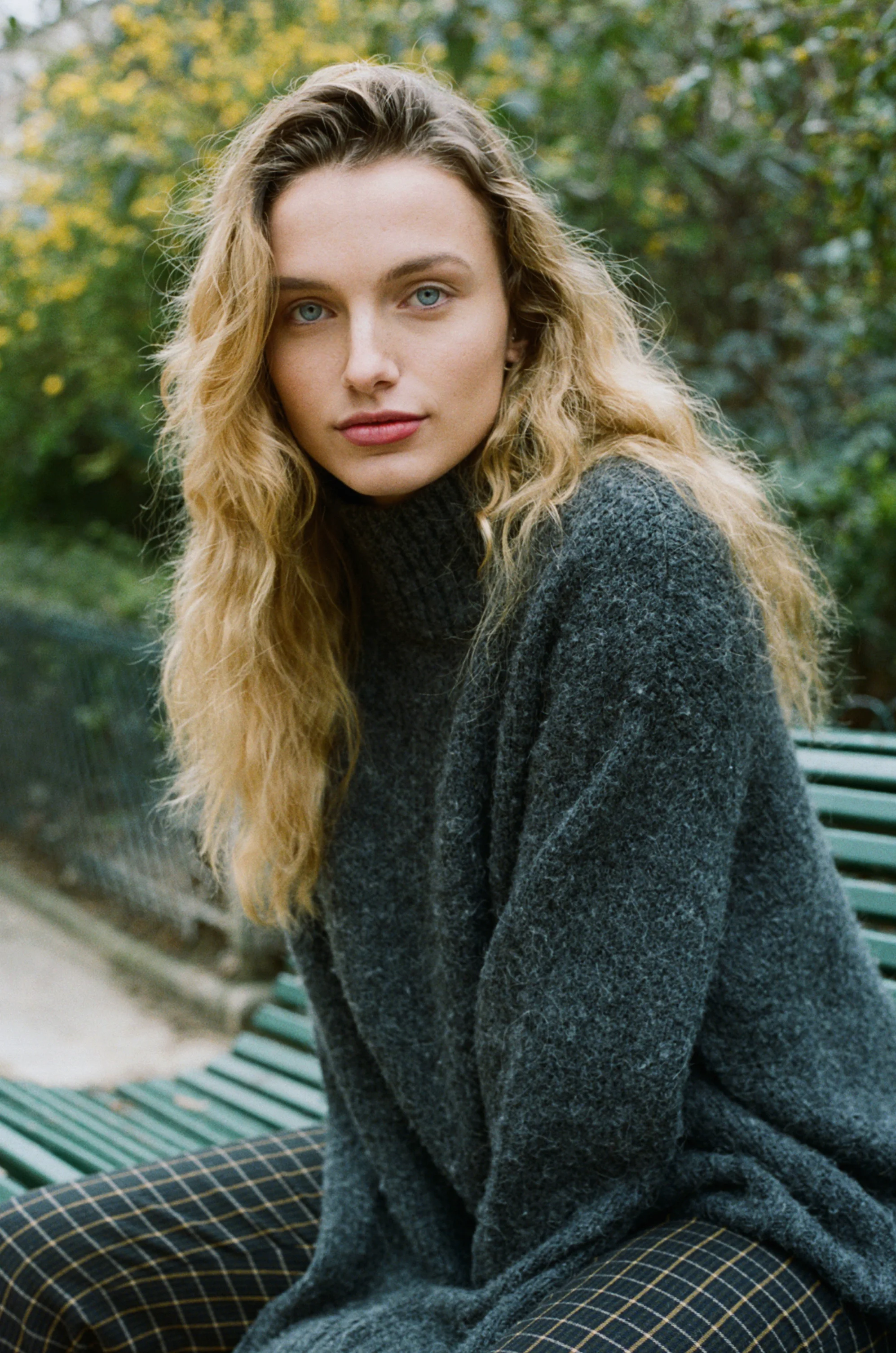 38480002 ret NEW2.jpg