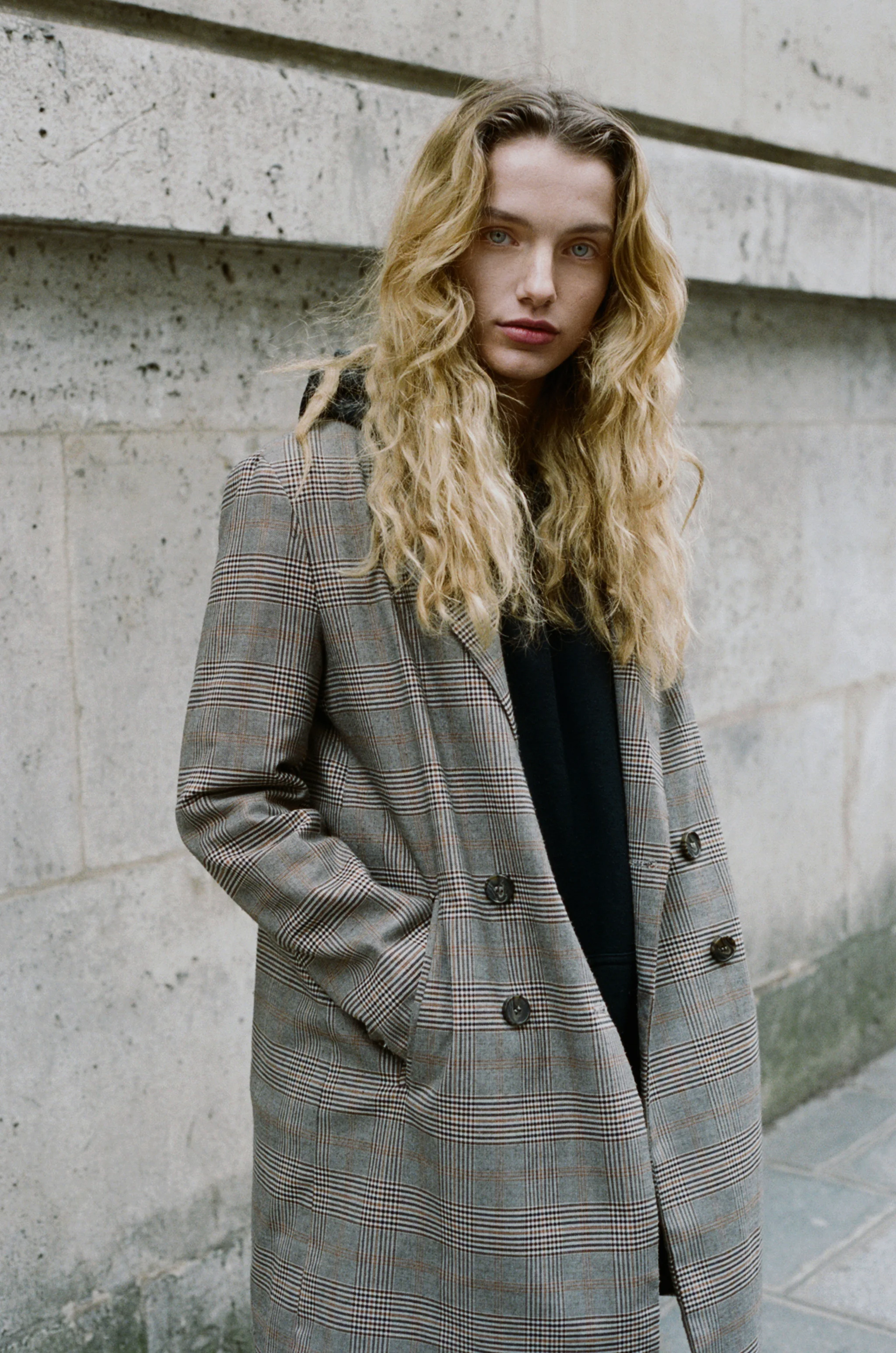 38480034 ret NEW.jpg