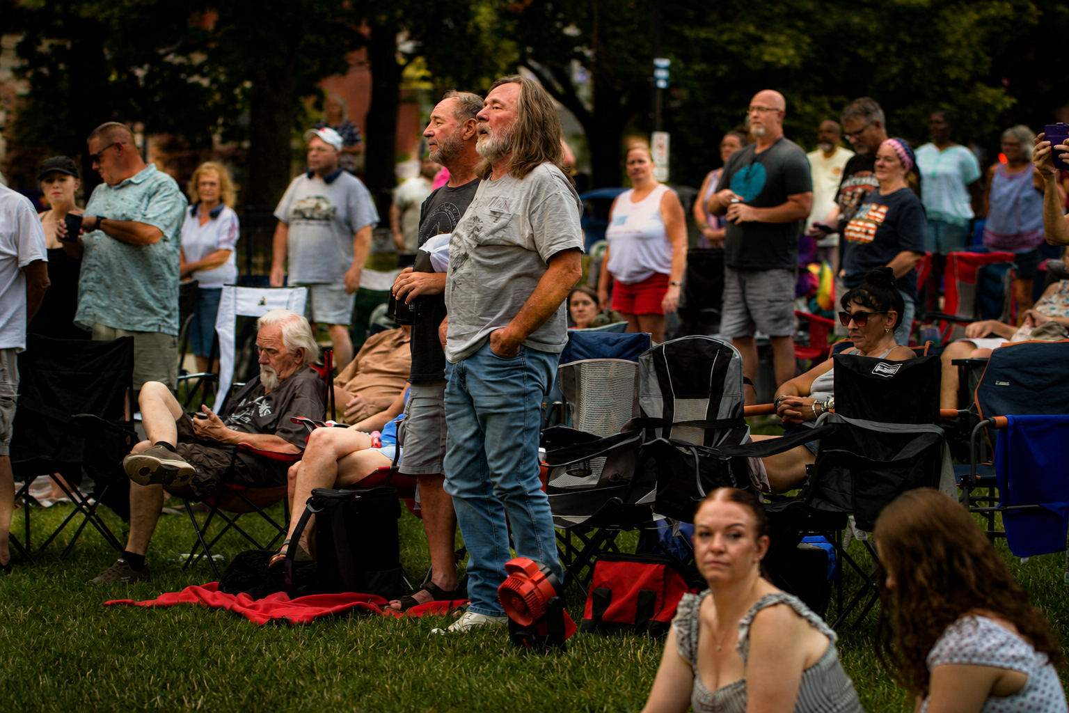 Eric_Jerardi_Levitt_EricD4s_Crowd.png