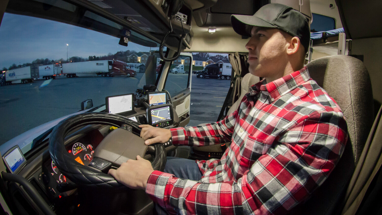 Truck drivers are striking a more optimistic tone in the latest review of comments posted to the anonymous communication platform Workhound. (Photo: Jim Allen/FreightWaves)