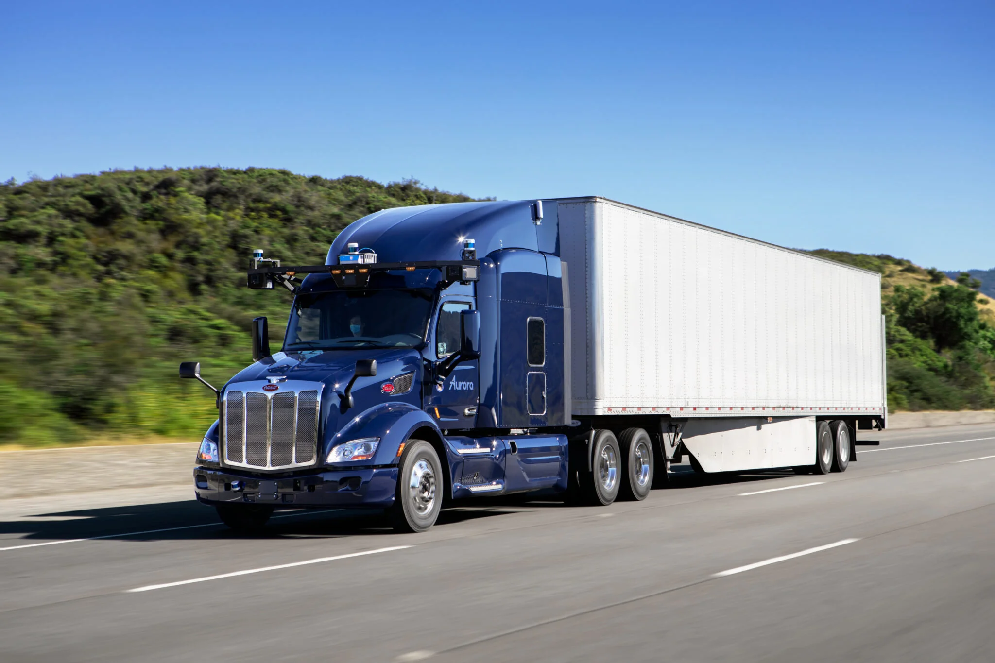 Fresh from its takeover of Uber ATG in December, autonomous vehicle company Aurora has signed an agreement with heavy-duty truck manufacturer PACCAR to commercialize autonomous Peterbilt and Kenworth trucks. (Photo: Aurora)