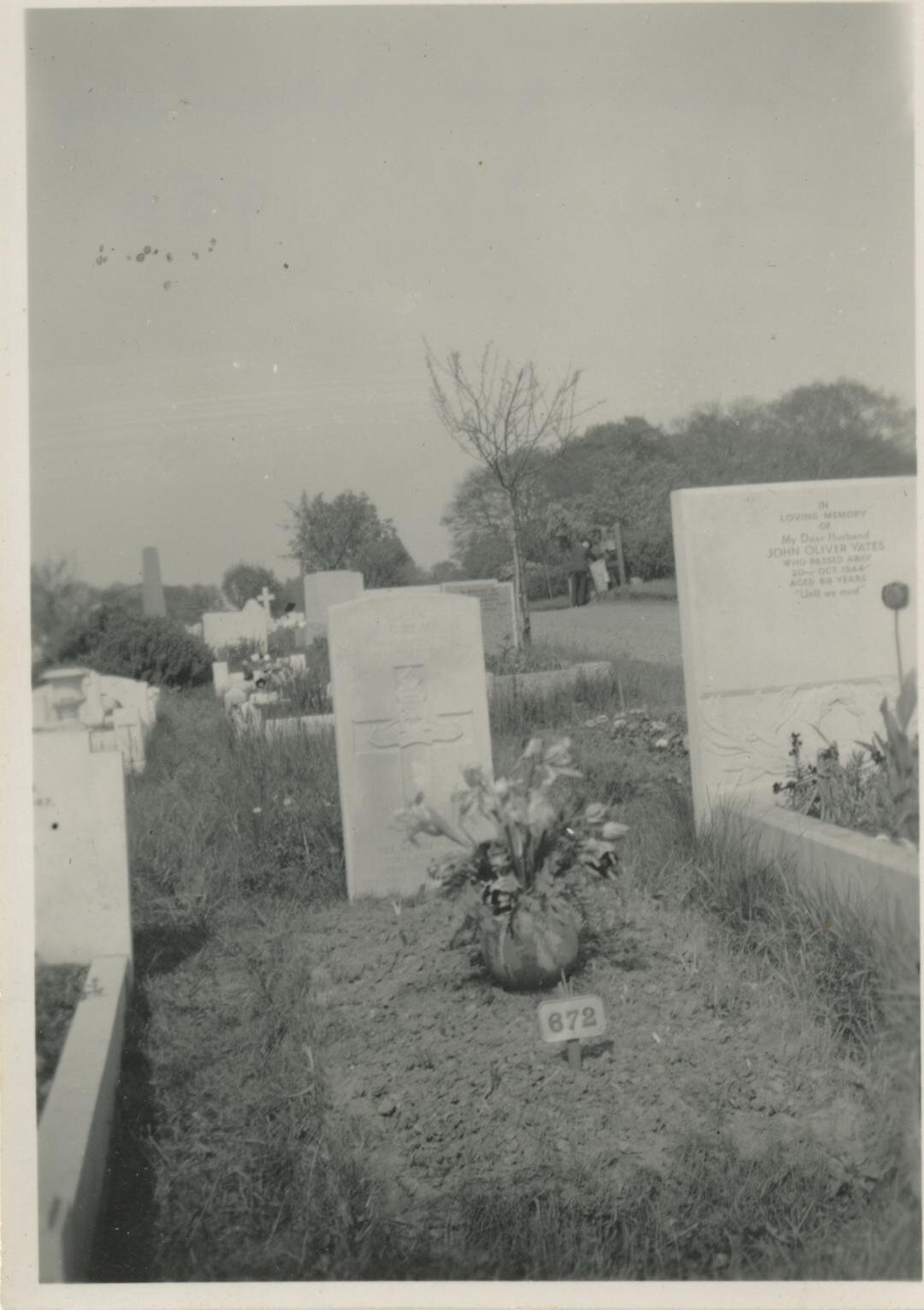 Capt R G Read, Commonwealth War Grave