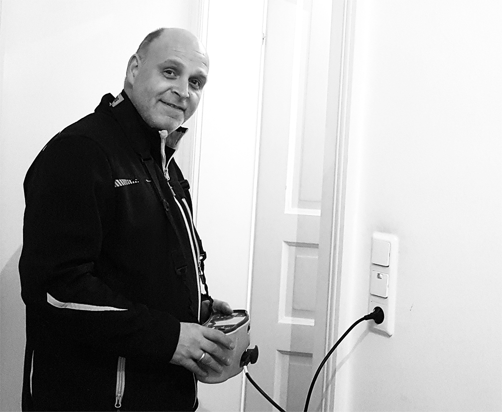 Sterz Roman After completing our apprenticeship program with good results, he sought new challenges. Since 2004 he is back with us and brings many years of professional experience and knowledge.