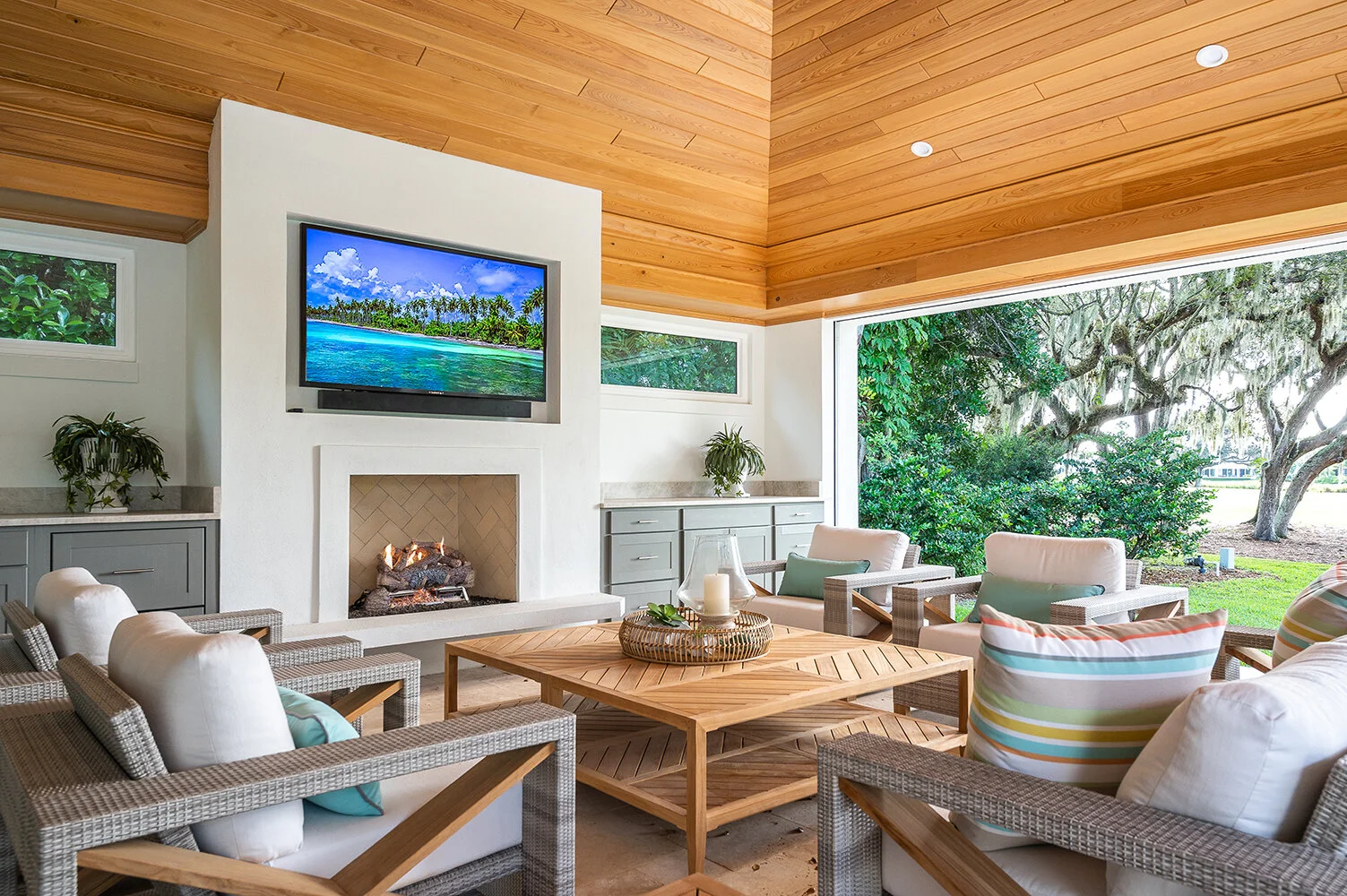 Indoor-outdoor luxury living in John's Island Club located in Indian River Shores, FL.