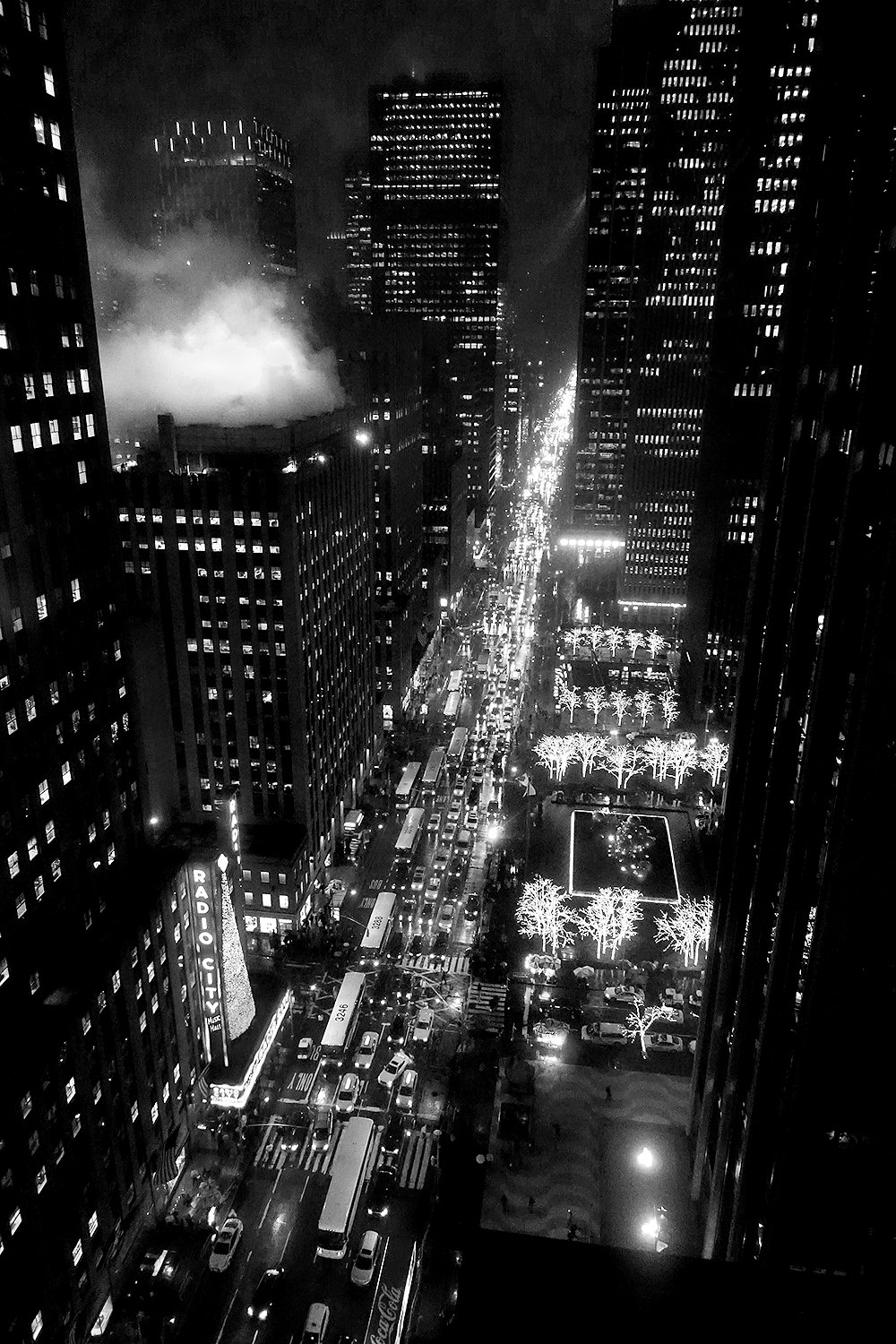 Radio City Music Hall, 6th Avenue