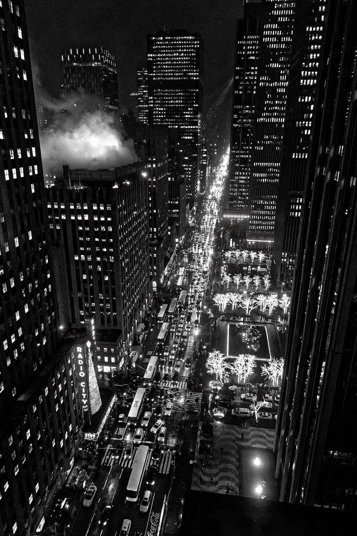 Radio City Music Hall, 6th Avenue