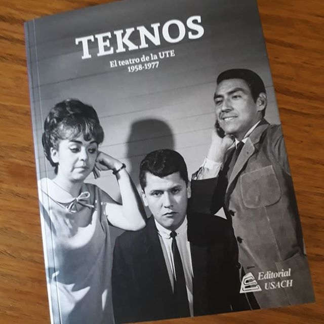Acabamos de salir del emotivo lanzamiento del libro de la compa&ntilde;&iacute;a Teknos publicado por el @archivousach les dejamos fotos de los documentos de la obra &quot;Los fugitivos&quot; estrenada en 1965. Un hermoso trabajo, les invitamos a vis