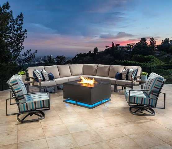Modern lines meet luxurious comfort in the new Pacifica Collection. With clean lines and gentle curves, Pacifica is reminiscent of the gently rising swells that roll onto the California beaches as the tide rises at sunset.