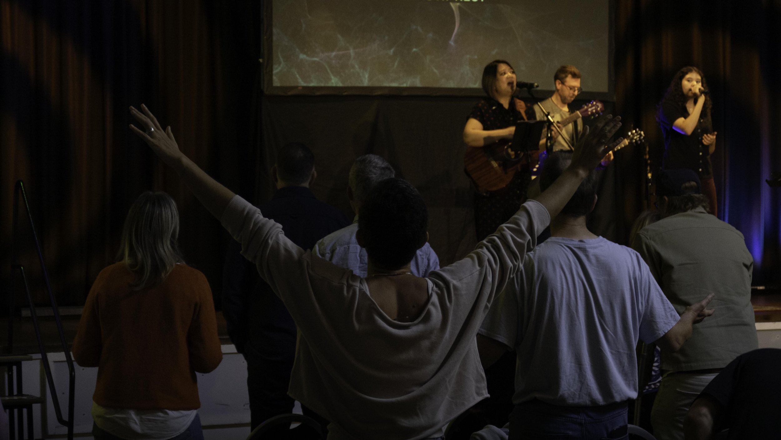 worship5.jpg