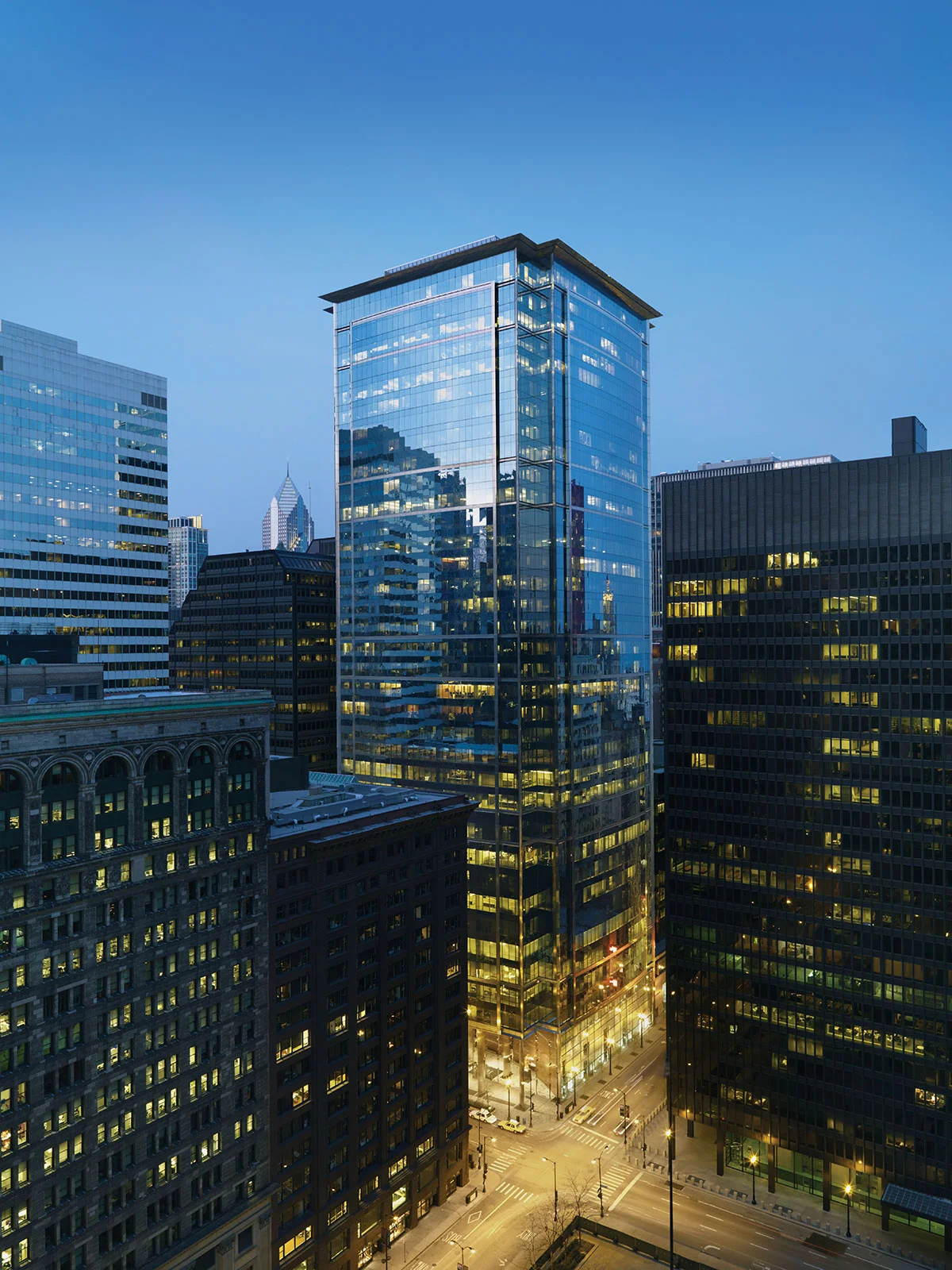 131-south-dearborn_exterior_night_hres_web.jpg