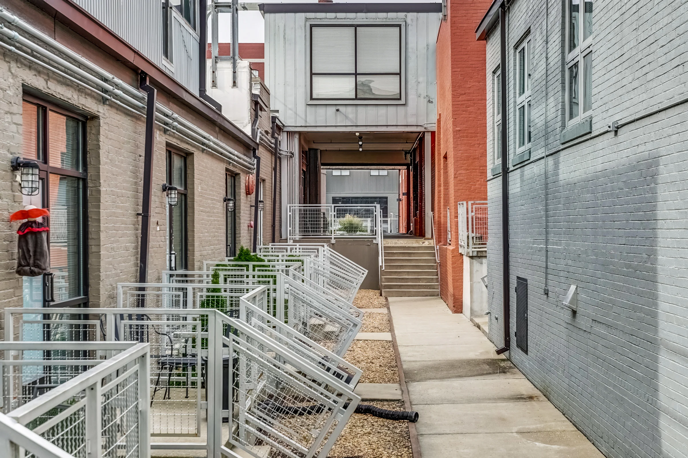 Courtyard 1.jpg
