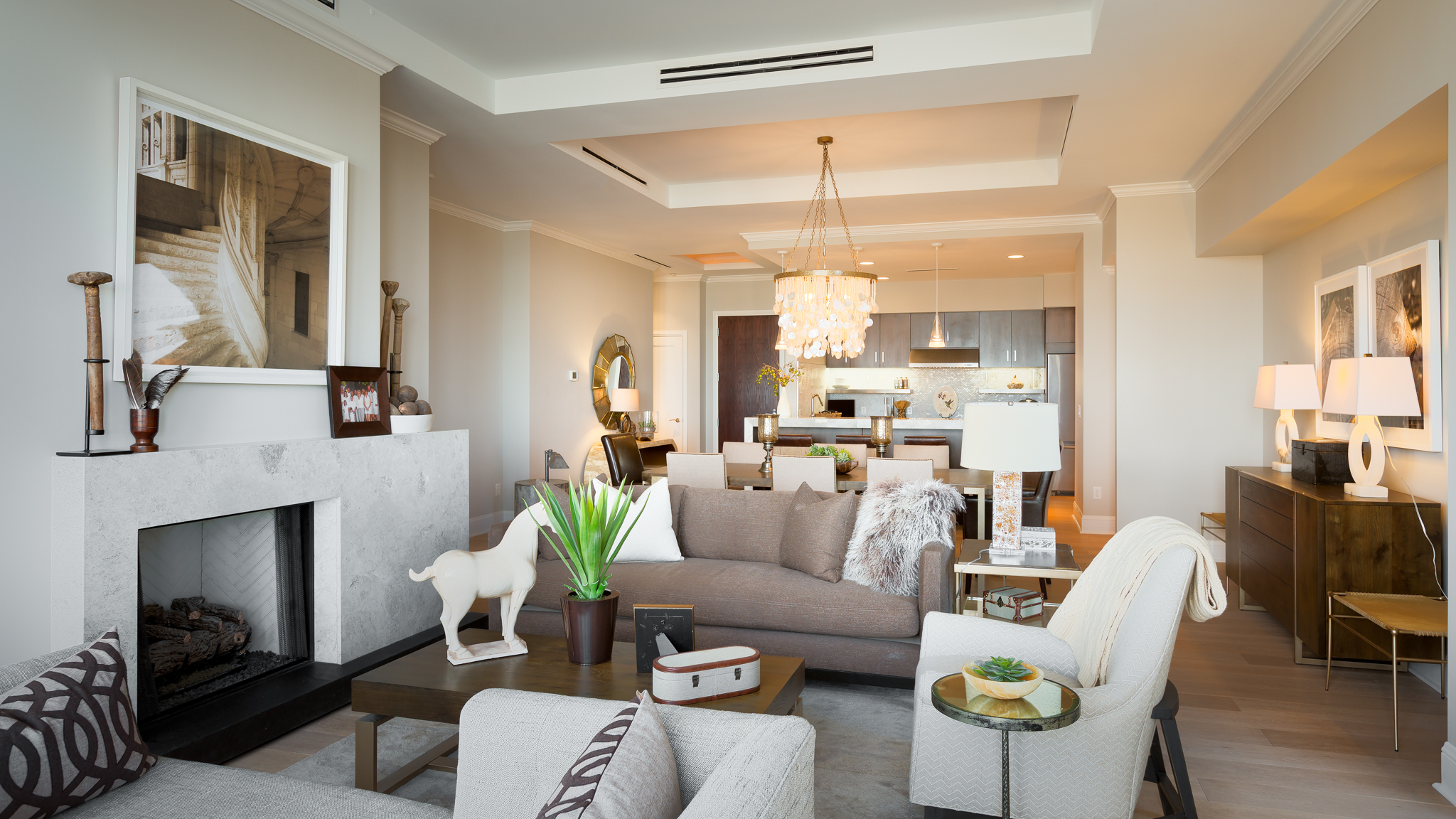 05_Unit_609_Staged_2048px_Long_Edge.jpg