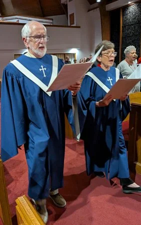20251224ChoirProcession450.jpg