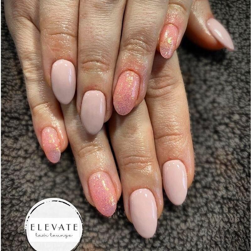 WHICH NAIL SHOULD BE THE ACCENT NAIL?