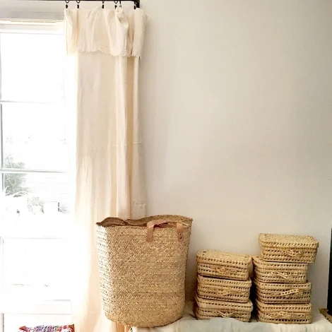curtain_cremedelait02.jpg