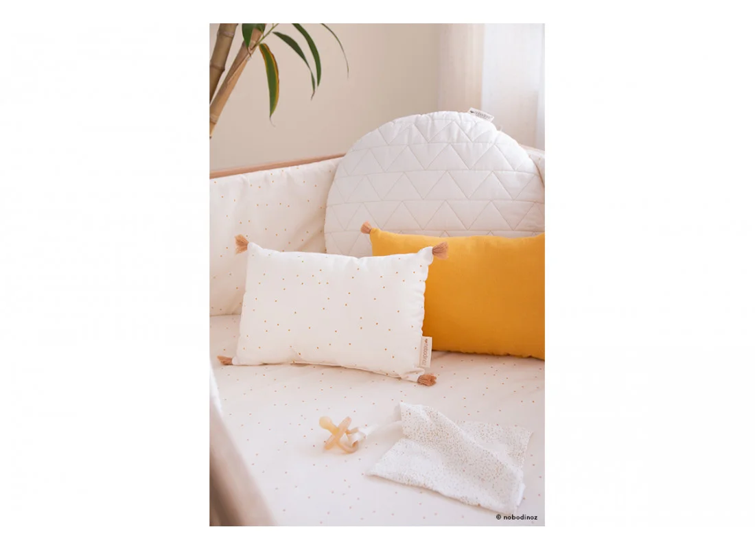 mood-honey-sweet-dots-sublim-cushion-cojin-coussin-cuna-crib-utopia-curtain-nobodinoz-2_1.jpg