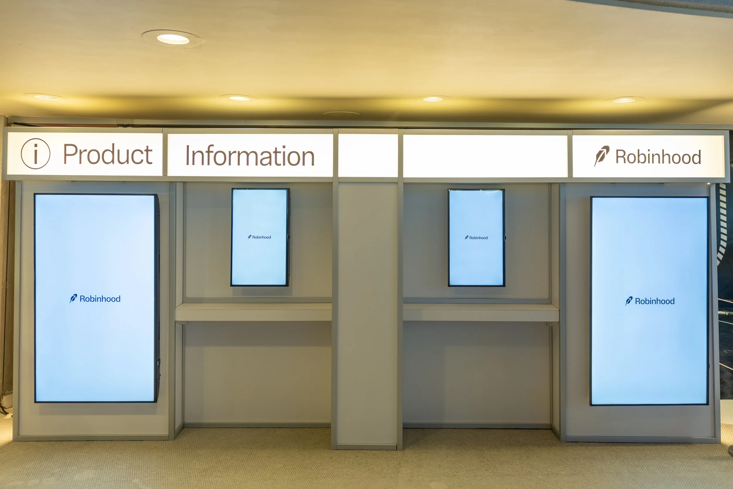 PRODUCT DEMO STATION