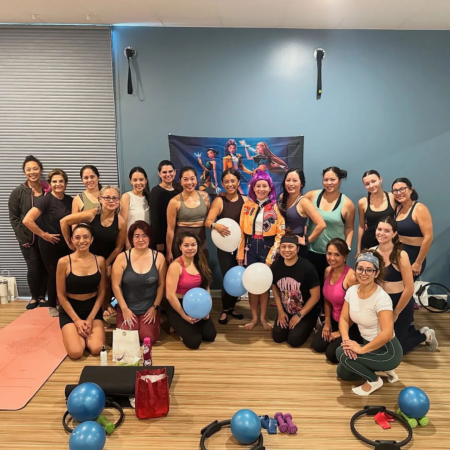 Happy Monday!!!!
We&rsquo;ve been having too much fun these last days of the month!!!!
Demon Hunters, Ghost chases, Witchy shenanigans, Pok&eacute;mon Trainers, Princesses and more!

We&rsquo;ve also been celebrating birthdays: Janel @yogawithjanel ,