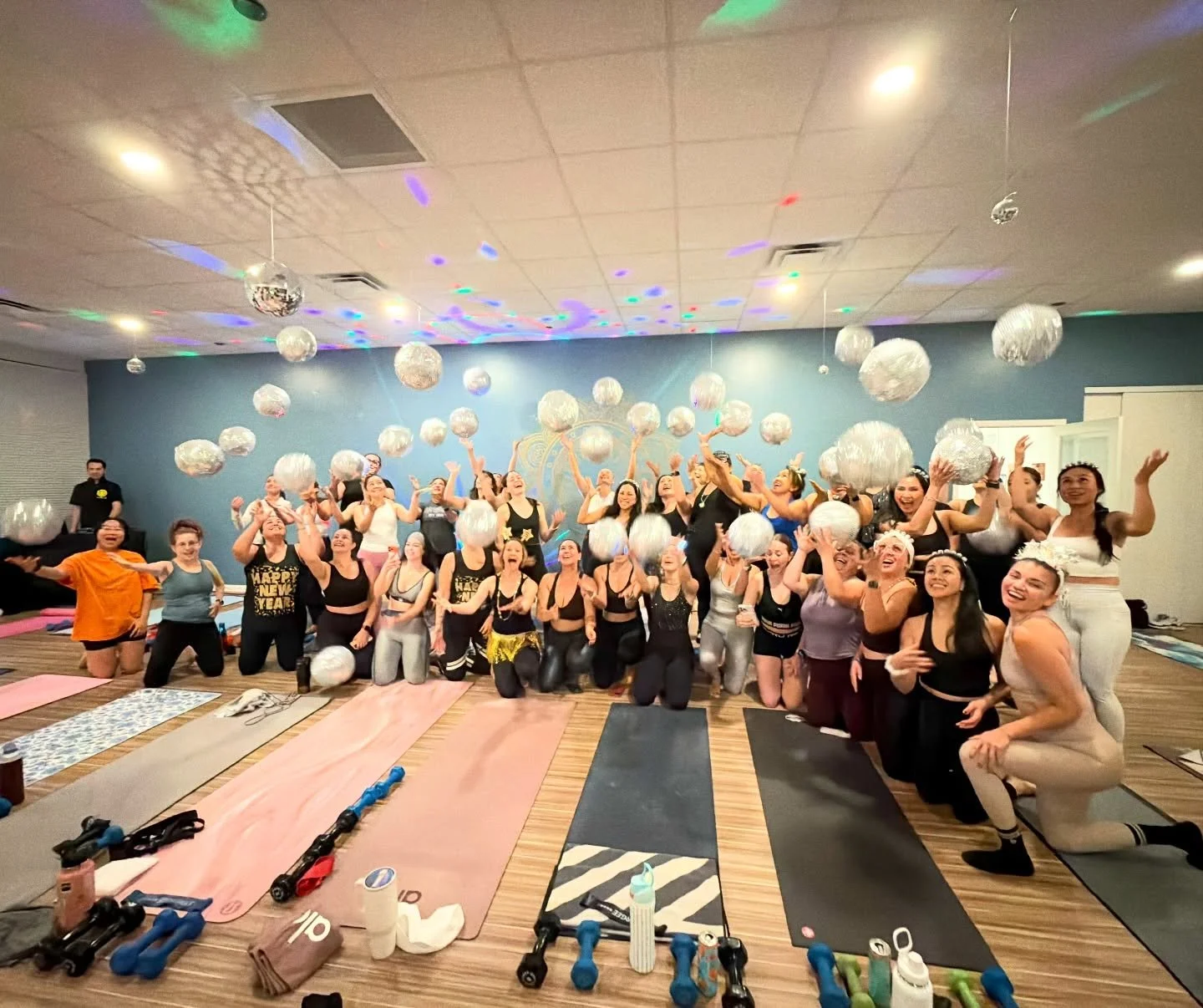 The countdown to 2026 has begun at Namaste Fitness!!!🥂🍾🎊🎉

This past Saturday we had the BEST time with all of you who showed up for our first Glitz and Glitter New Year&rsquo;s Bash with Eva @scupltyogi.eva and DJ B @boogieblanco 

In case you m