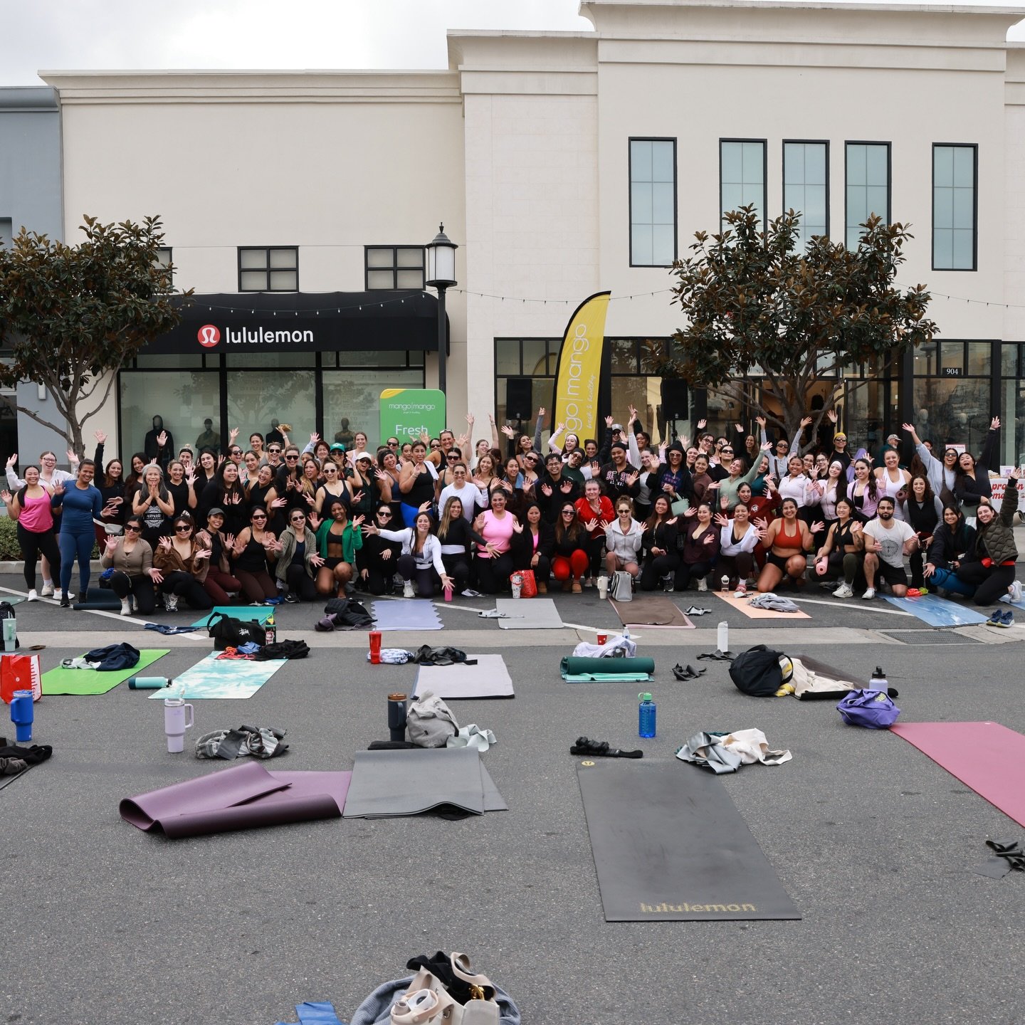 Today was one of those days that go down with a little extra sparkle and a little extra magic ✨✨✨

We had 85 students, 4 vendors, the best DJ, lululemon staff and staff and students that came to say hi after class, and every single person had the mos