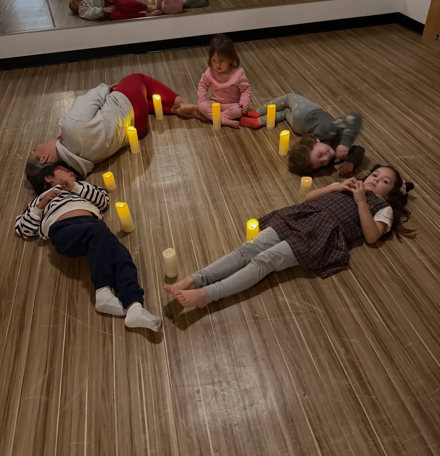 ❤️
&bull;
&bull;
&bull;
Give more love, spread more love, show more love.
&bull;
&bull;
&bull;
Everyone needs love, kindness, compassion and care. Be generous when talking to others, listening to others and sharing energy with others.

Continue the m