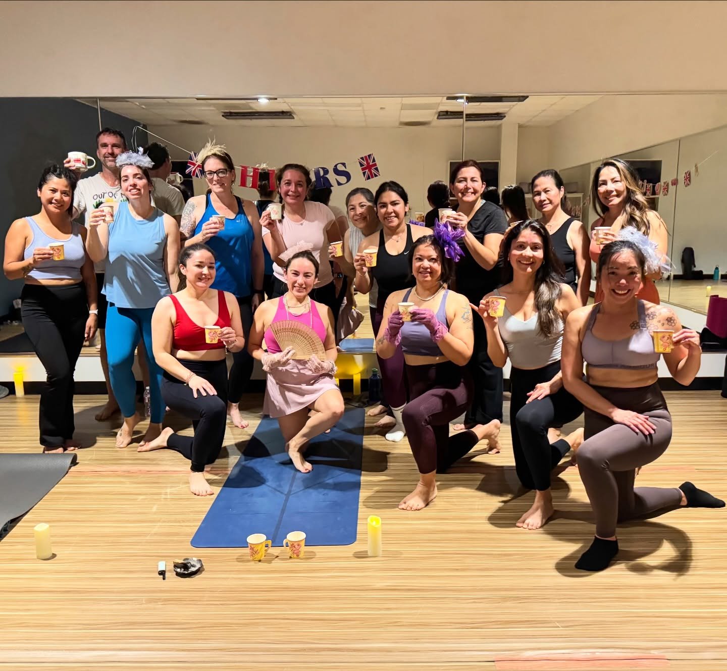 Bridgerton Vinyasa 🇬🇧💐🫖

Because at Namaste Fitness we embrace everyone&rsquo;s likes.
We love doing &ldquo;theme&rdquo; classes throughout the year because we enjoy sharing what we are passionate about, what our interests are, what motivates us 