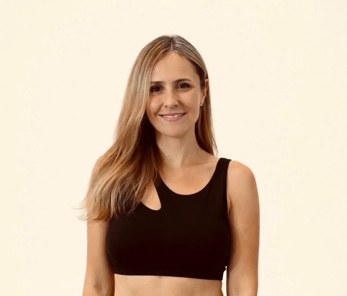 Teacher Thursday!!

Today we want to introduce the newest member of our teacher family, Lynnel @lynnelmichele_fitness who has been a long time student of Namaste Fitness and now she gets to stand in front of the room and lead her students through the
