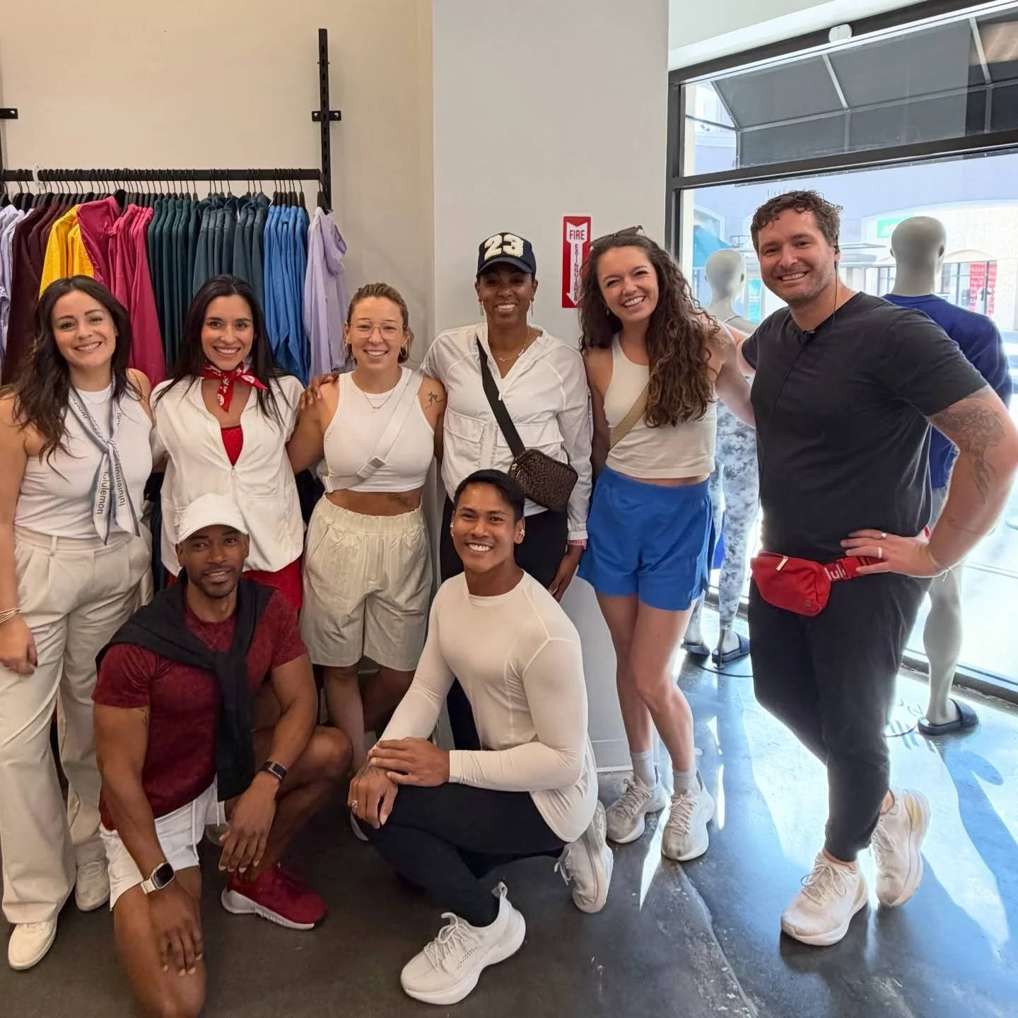 Congrats @lululemon at @lasamericaspo on your Grand Opening weekend!!!!
Just like always, lululemon brings on the good vibes, the good outfits AND the good people!!

Here&rsquo;s some of the new and some of the alumni Ambassadors who came to support 