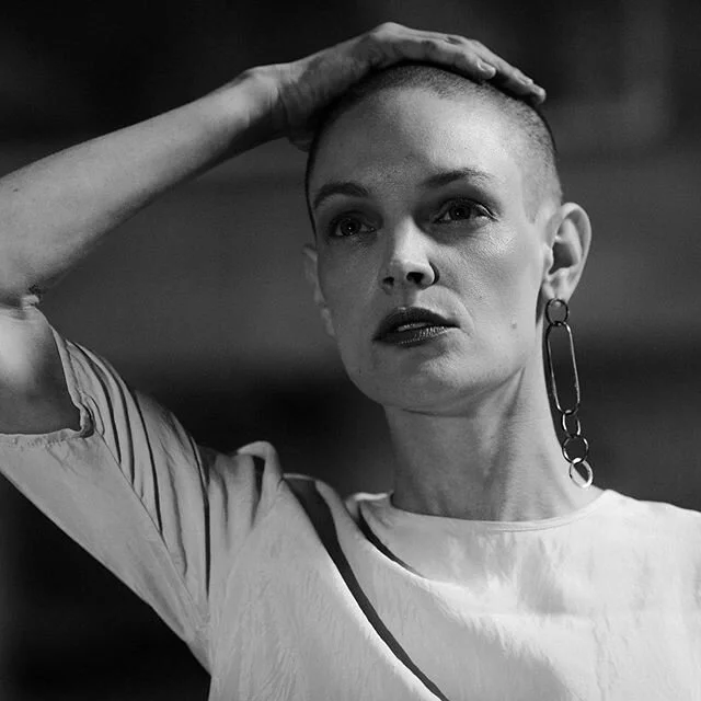 @kimber.london walking the runway at @veganfashionweek wearing @enda.us and earring by jewelry designer @tin_haus.

Photo @the_hendrys Makeup @sunamyles_mua @we.are.tmf