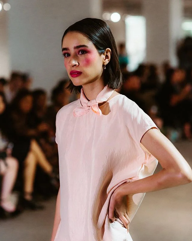 Our model @issabellablanke wearing @enda.us on the runway at the @cmcdtla. Makeup @we.are.tmf @sunamyles_mua Hair @marianilastockholm @komorebi.hairstudio

Photo @the_hendrys Agency @margaux_the_agency