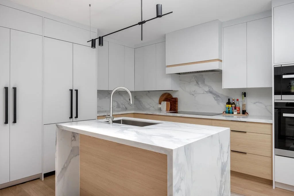 Glengrove Ave W