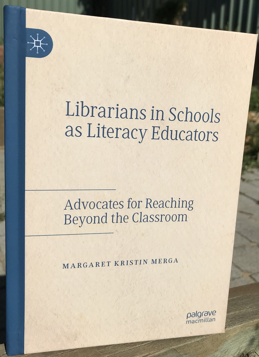 Making time to support literacy in a crowded role: teacher librarians leading reading engagement in schools